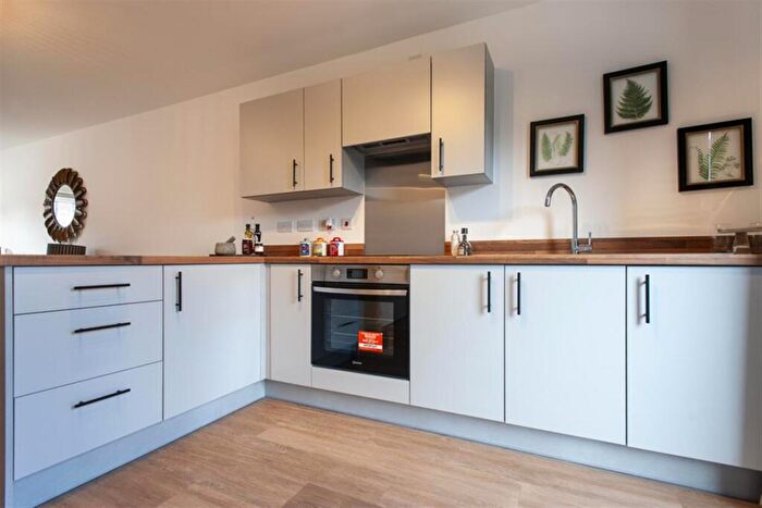 3 Bedroom Town House For Sale In Danby Street, Bristol, BS16