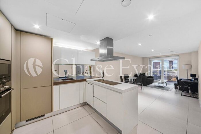 1 Bedroom Flat To Rent In Bezier Apartments, City Road, Shoreditch, London, EC1Y