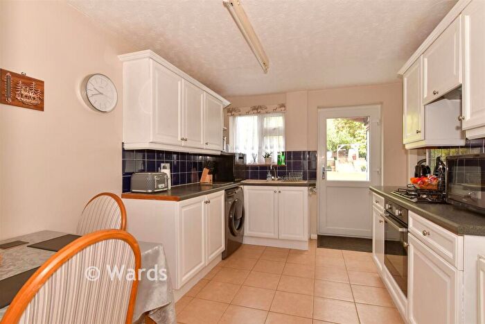 2 Bedroom End Of Terrace House For Sale In The Tideway, Rochester, Kent, ME1
