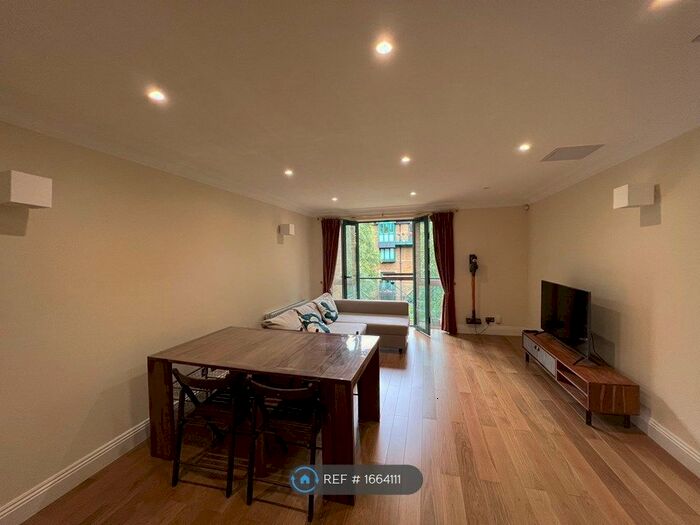 1 Bedroom Flat To Rent In Walpole House, London, SE1