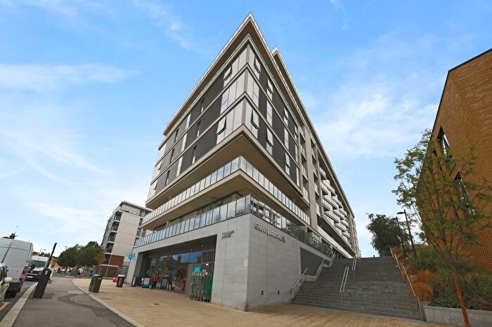 1 Bedroom Flat To Rent In River Gardens Walk, Greenwich, London, SE10