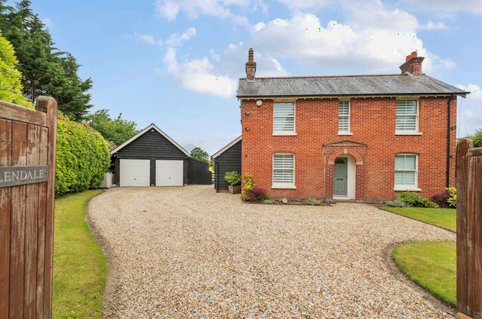 4 Bedroom Detached House To Rent In Newbridge, Cadnam, Southampton, Hampshire, SO40