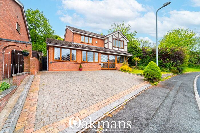 4 Bedroom Detached House For Sale In Hollowfields Close, Redditch, Worcestershire, B98