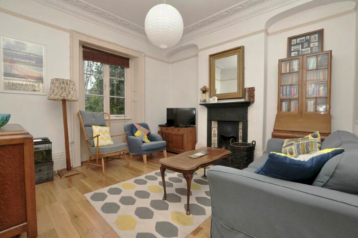 2 Bedroom Flat To Rent In Acramans Road, Southville, Bristol, BS3