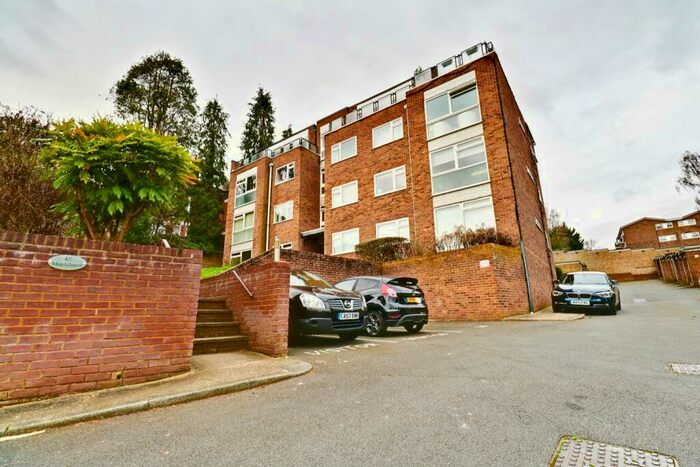 1 Bedroom Apartment To Rent In Park Hill Road, Bromley, BR2