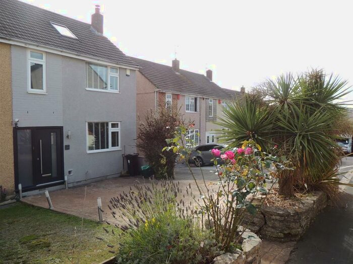 3 Bedroom End Of Terrace House To Rent In Blackthorn Walk, Kingswood, Bristol, BS15