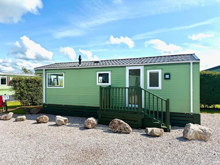 2 Bedroom Caravan For Sale In Carr Lane, Middleton, Morecambe, LA3
