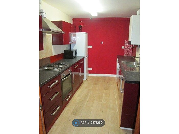 4 Bedroom Semi-Detached House To Rent In Princes Road, Middlesbrough, TS1