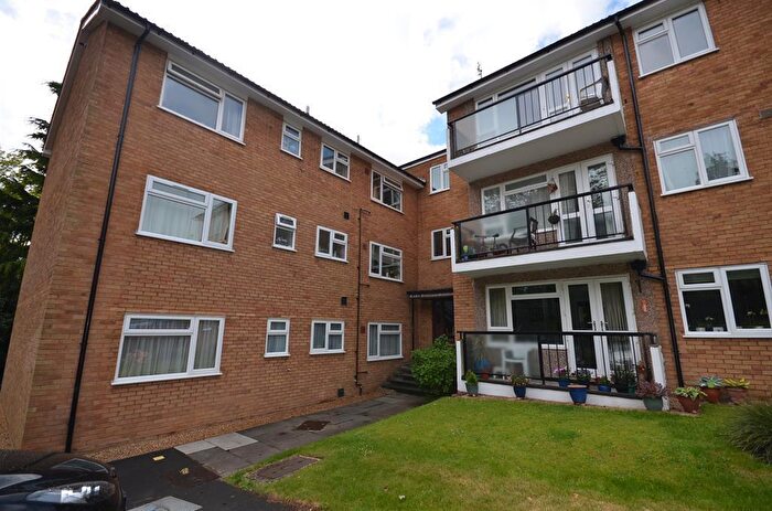 4 Bedroom Flat To Rent In Gooden Court, South Hill Avenue, Harrow On The Hill, Middx, HA1