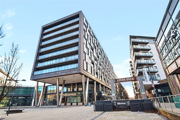 2 Bedroom Flat For Sale In Cartier House, The Boulevard, Leeds, West Yorkshire, LS10