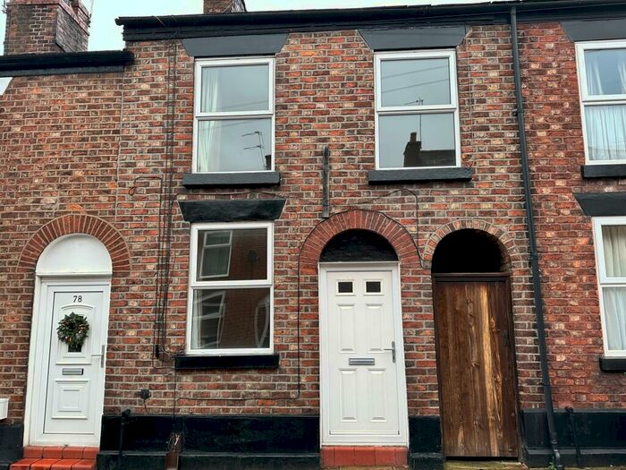 2 Bedroom Terraced House To Rent In Peel Street, Macclesfield, SK11