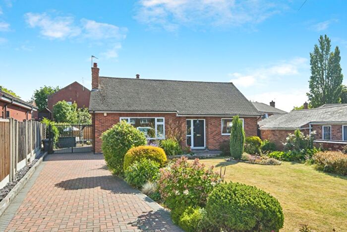 3 Bedroom Bungalow For Sale In Bostocks Lane, Sandiacre, Nottingham, Derbyshire, NG10