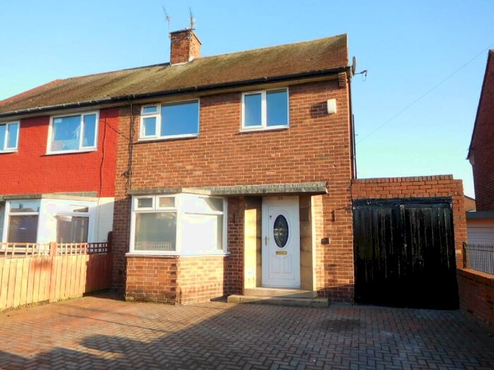 3 Bedroom Semi-Detached House To Rent In Bellister Rd, North Shields. . ** Newly Refurbished **, NE29