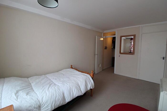 2 Bedroom Apartment To Rent In Camden House, Marlowes, Hemel Hempstead, Hertfordshire, HP1