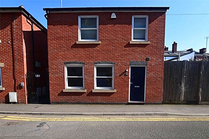 2 Bedroom Detached House For Sale In St Pauls Lane, Cheltenham, Gloucestershire, GL50