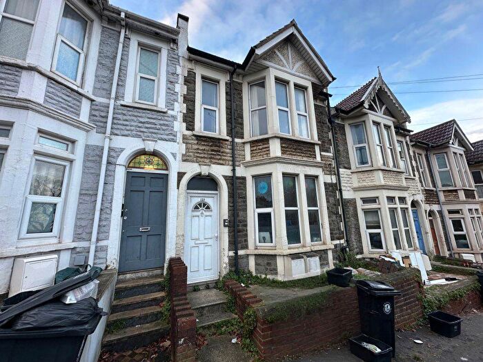 2 Bedroom Maisonette To Rent In Sandy Park Road, Brislington, BS4