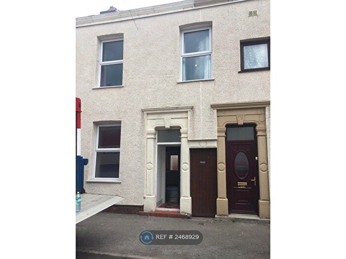 3 Bedroom Terraced House To Rent In Calverley Street, Preston, PR1