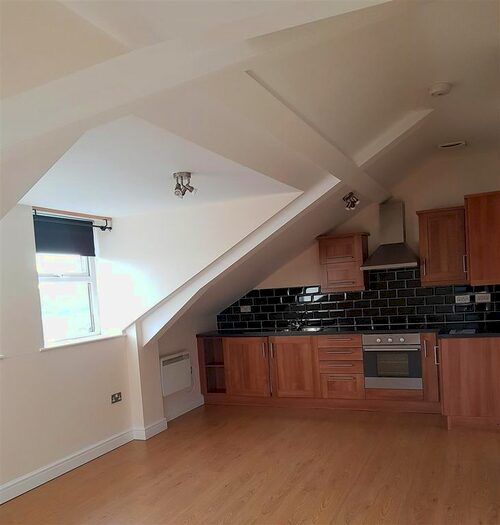 2 Bedroom Flat To Rent In Warrington Road, Culcheth, Warrington, WA3