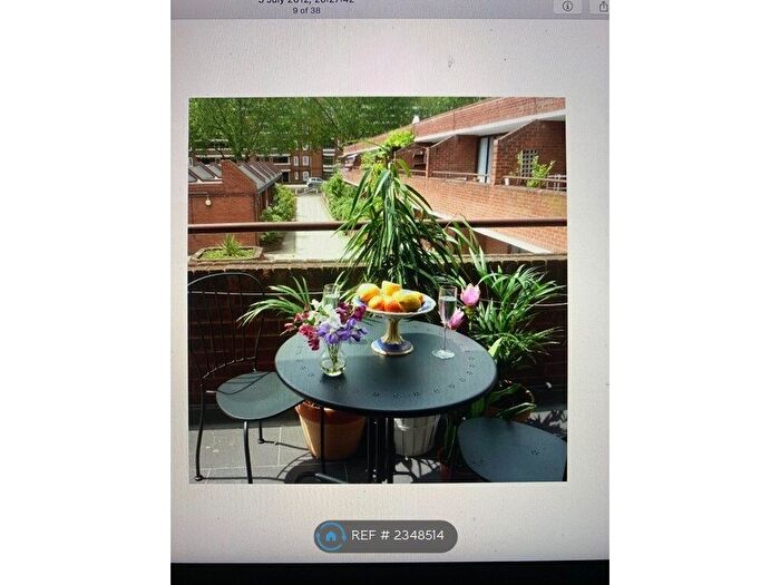 4 Bedroom Terraced House To Rent In Oakshott Court, London, NW1
