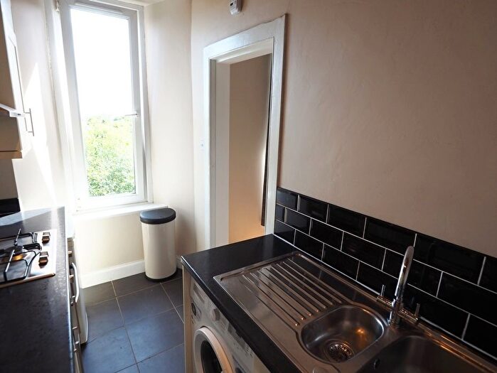 1 Bedroom Flat To Rent In West Montgomery Place, Edinburgh, EH7