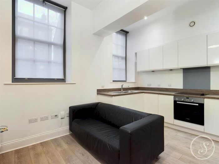 1 Bedroom Flat To Rent In The Old School House, Victoria Gardens, Hyde Park, Leeds, LS6