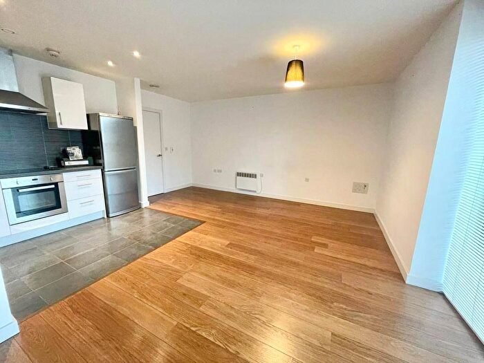1 Bedroom Flat To Rent In Market Street, Rotherham, South Yorkshire, S60