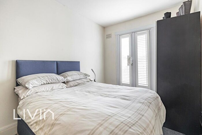 1 Bedroom Flat For Sale In Beulah Lodge, South Norwood Hill, SE25