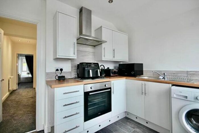 1 Bedroom Flat To Rent In B High Street, Blackwood, Caerphilly, NP12