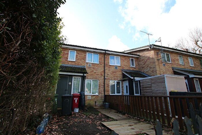 1 Bedroom Semi-Detached House To Rent In Tall Trees, Colnbrook, Slough, SL3