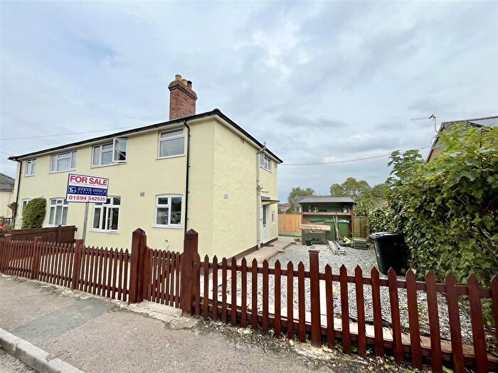 3 Bedroom Semi-Detached House For Sale In Worrall Hill, Lydbrook, GL17
