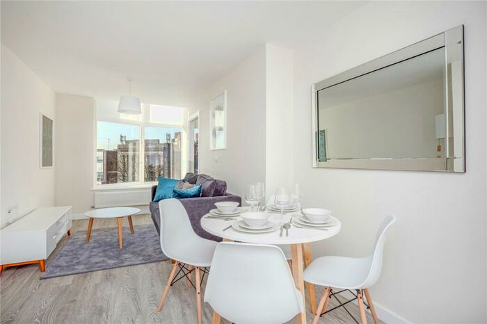 1 Bedroom Flat To Rent In Tower House, Lewisham, SE13