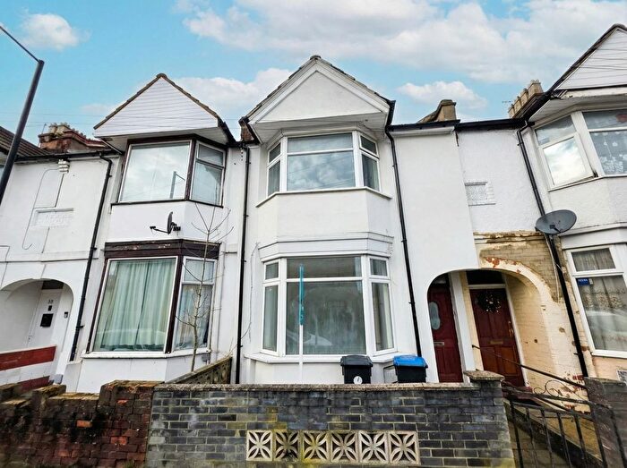 3 Bedroom Terraced House For Sale In Chichester Road, London, N9