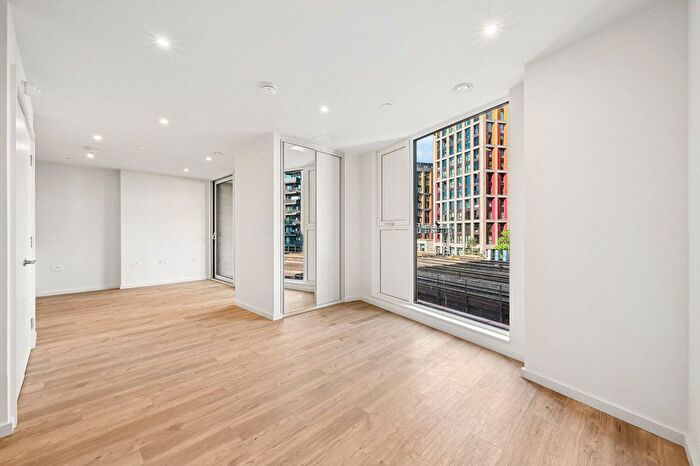 Studio To Rent In Apex One, Hanbury Drive, SW8