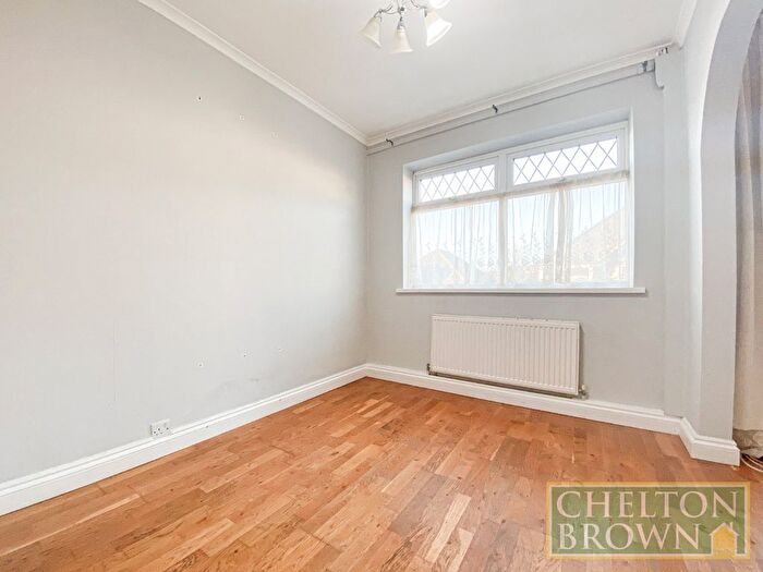 2 Bedroom Bungalow For Sale In Yelvertoft Road, Kingsthorpe, Northampton, NN2