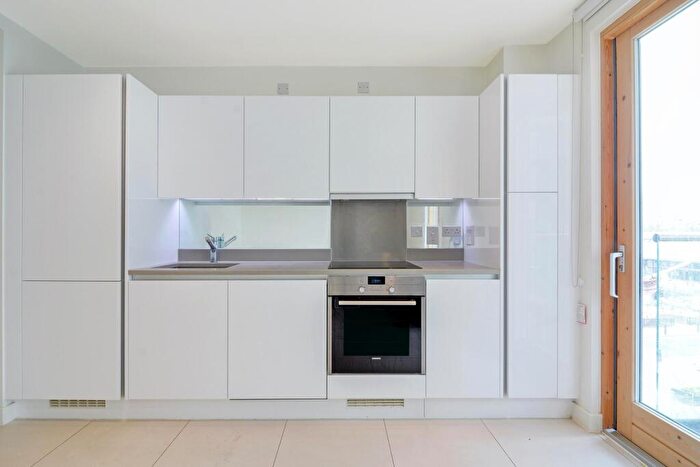 1 Bedroom Apartment To Rent In Park Vista Tower, Wapping Lane, London, E1W