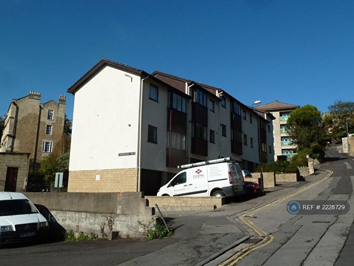 1 Bedroom Flat To Rent In Coromandel Heights, Bath, BA1