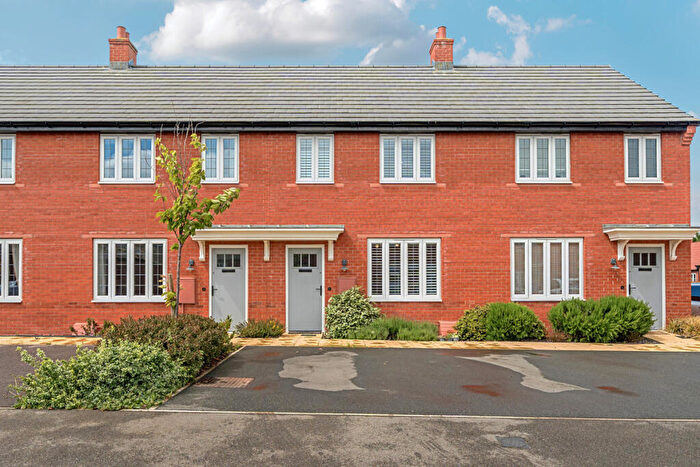 3 Bedroom Terraced House For Sale In Rosemoor Drive, Watlington, OX49