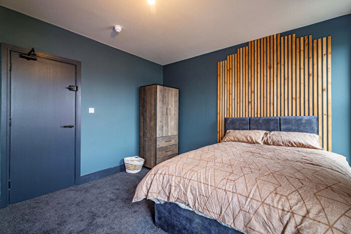 5 Bedroom Terraced House To Rent In Bed En Suite Student House // /, LN5