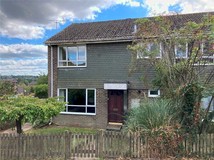 4 Bedroom House To Rent In Waynflete Lane, Farnham, Surrey, GU9