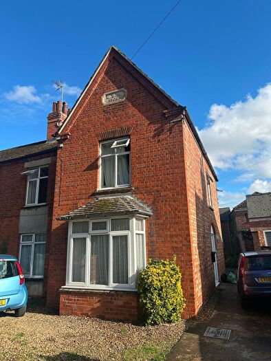 2 Bedroom Flat To Rent In Park Road, Holbeach, PE12