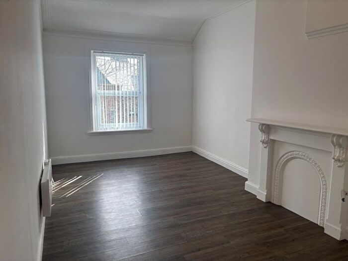 2 Bedroom Flat To Rent In Toxteth, Liverpool, L8