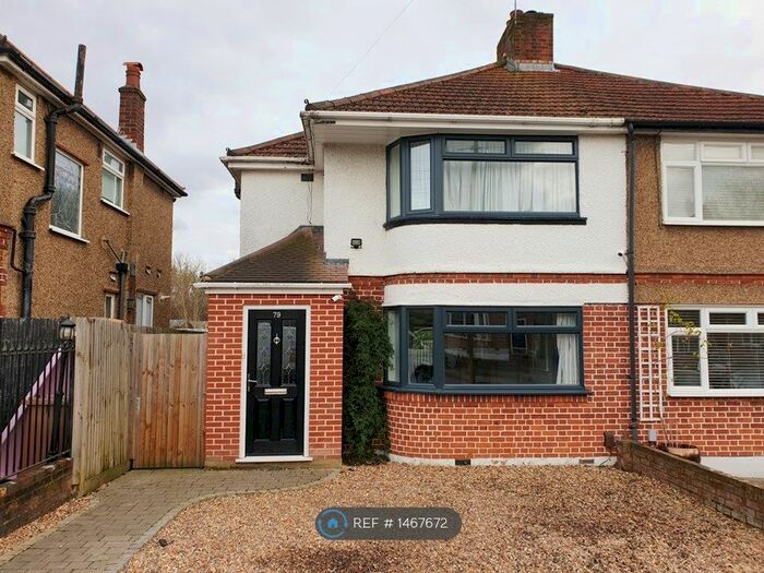3 Bedroom Semi-Detached House To Rent In Winton Drive, Croxley Green, Rickmansworth, WD3