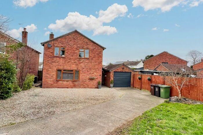 4 Bedroom Detached House For Sale In Orchard Close, Bodenham, Hereford, HR1