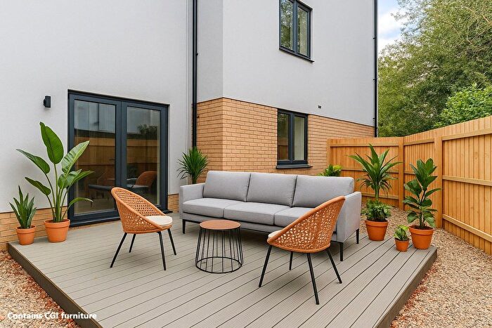 2 Bedroom Flat For Sale In Delhi Close, Poole, Dorset, BH14