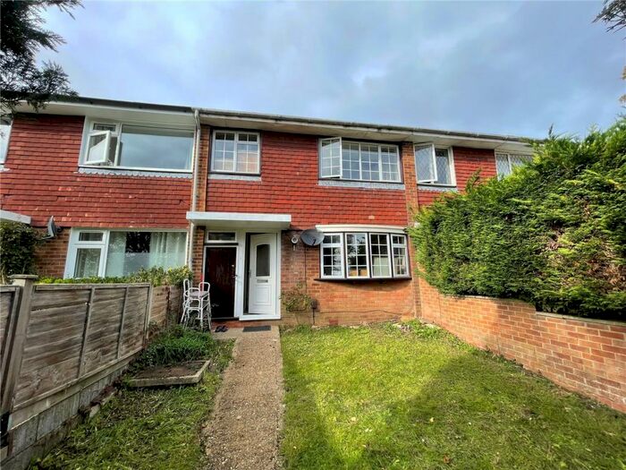 3 Bedroom Terraced House To Rent In Brougham Place, Farnham, Surrey, GU9