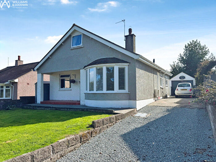 2 Bedroom Detached Bungalow For Sale In South Stack Road, Holyhead, Anglesey, LL65