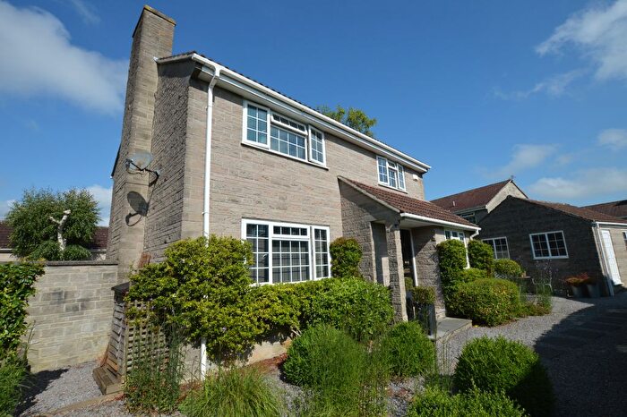 4 Bedroom Detached House For Sale In Amberley Close, Keinton Mandeville, TA11