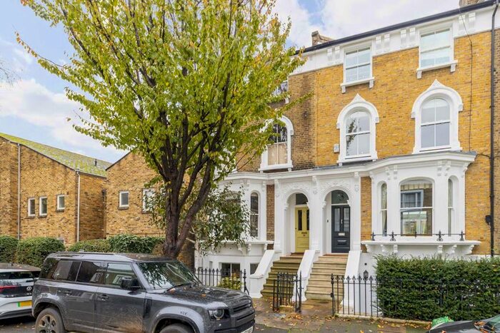 5 Bedroom Property To Rent In Fitzwilliam Road, London, SW4