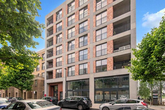 1 Bedroom Flat To Rent In Wyke Road, Hackney Wick, E3