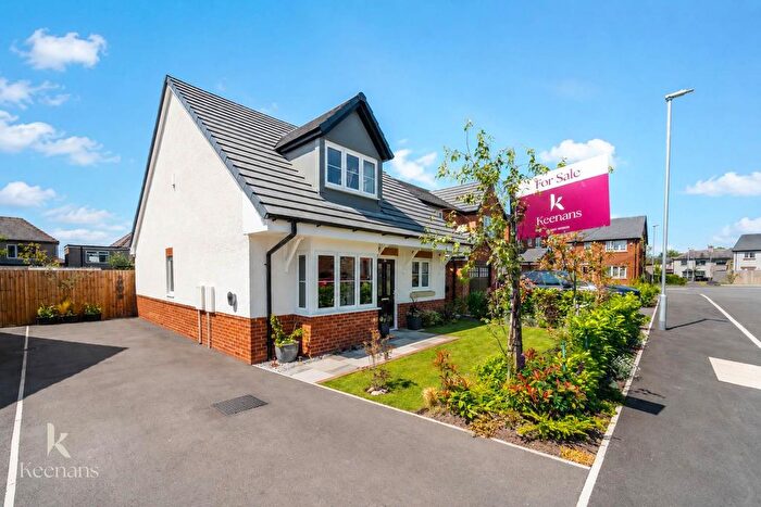 3 Bedroom Detached Bungalow For Sale In Buxton Close, Burnley, BB10